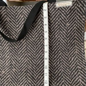 Spartina 449 Tote with wristlet.